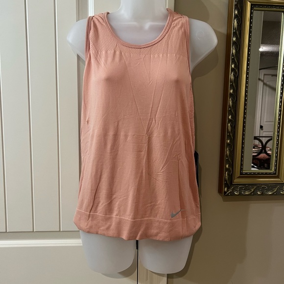 Nike - NWT DriFit Ladies tank Sz Med - Picture 4 of 8